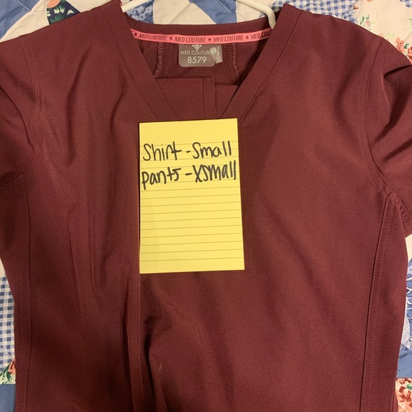 Scrub sets - Picture 4 of 6